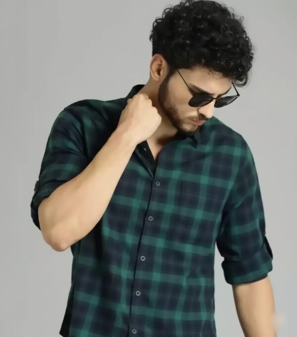 Men Green & Navy Blue Checked casual Shirt